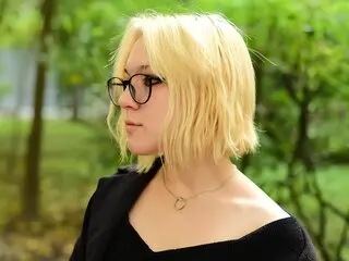 Online amateur AshleyKonan