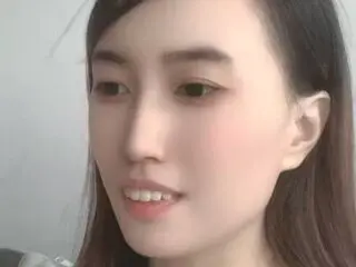Shows live MengyinggYe