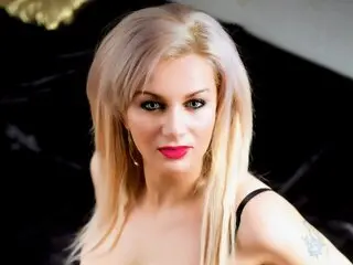 Nude livejasmin MilkeyLaura