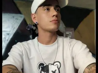 Livesex videos TommyMyers