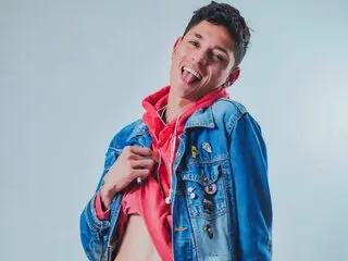 Private nude TylerCat